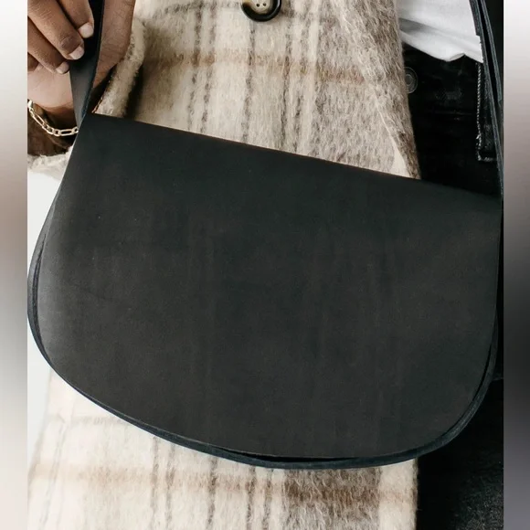 Urban Southern Half Moon Crossbody Purse Bag Minimalist - Picture 1 of 7